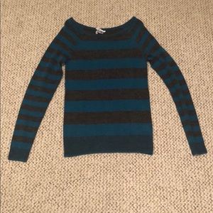 Women’s Aeropostale Grey and Blue Sweater
